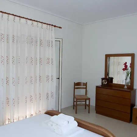 Manoleas Villas - Apartment 4 - With Swimming Pool Διαμέρισμα Στούπα