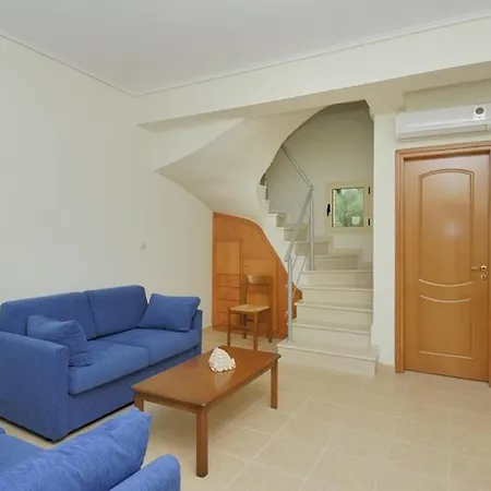 Manoleas Villas - Apartment 4 - With Swimming Pool Apartment